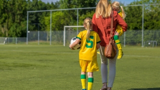 Parintii intreaba: Scoala vs. Sport. Cum sa le echilibram.